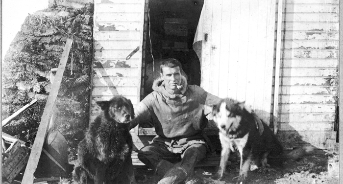 Ernest Leffingwell with sled dogs